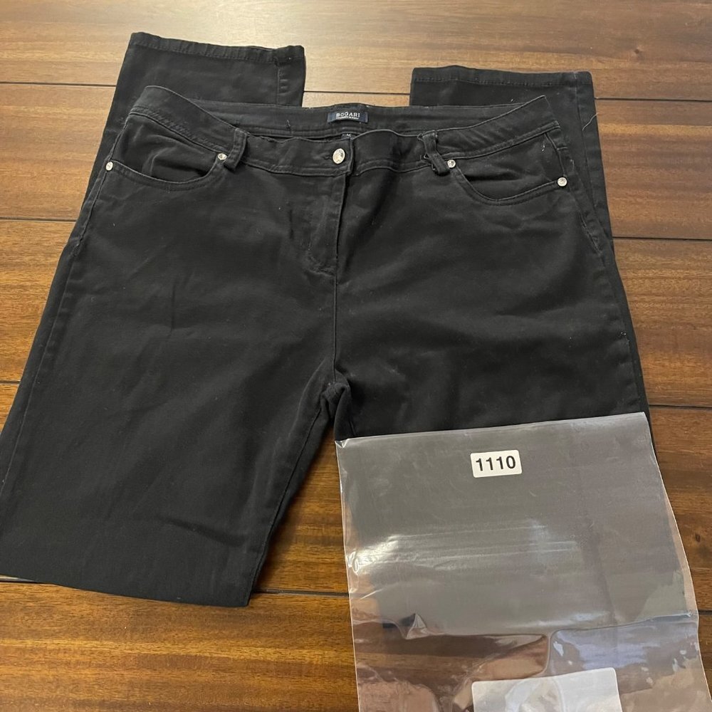 Bogari Women's Skinny Jeans in Black Size 12 gem details 5 pocket - Picture 12 of 13